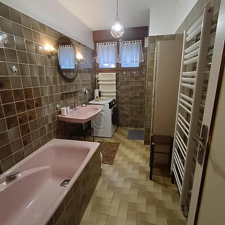 Maison Calme Avec Terrasse Bozel